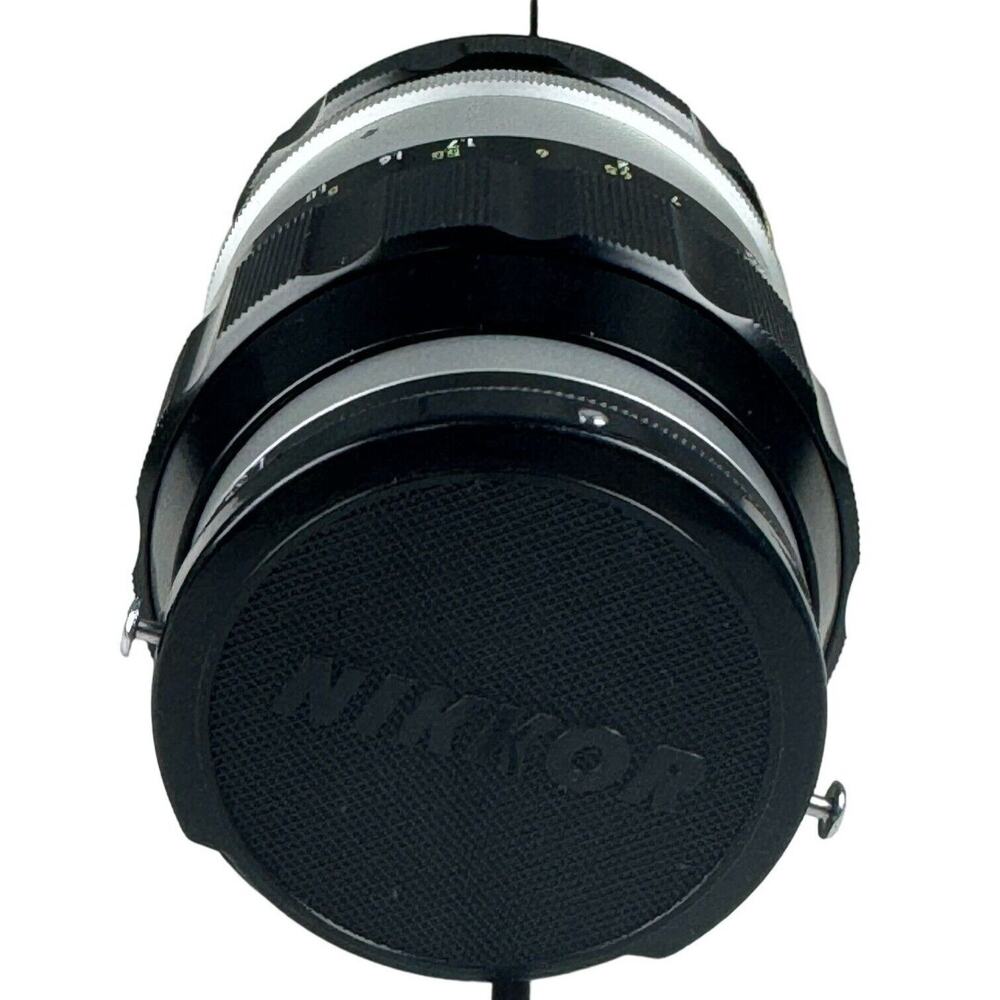 Nikkor-Q Nippon Kogaku Nikon135mm f/3.5 Auto Lens, Hood, Filter, Caps